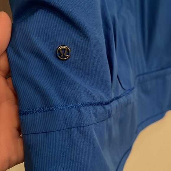 Lululemon Blue Run Bandit Windbreaker Jacket - Picture 5 of 9
